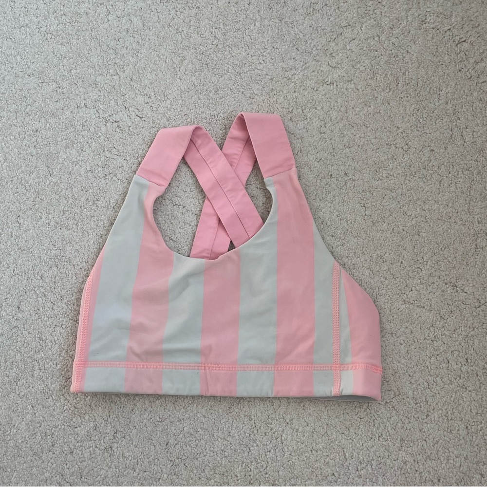 ☀️LULULEMON BRA SIZE 6